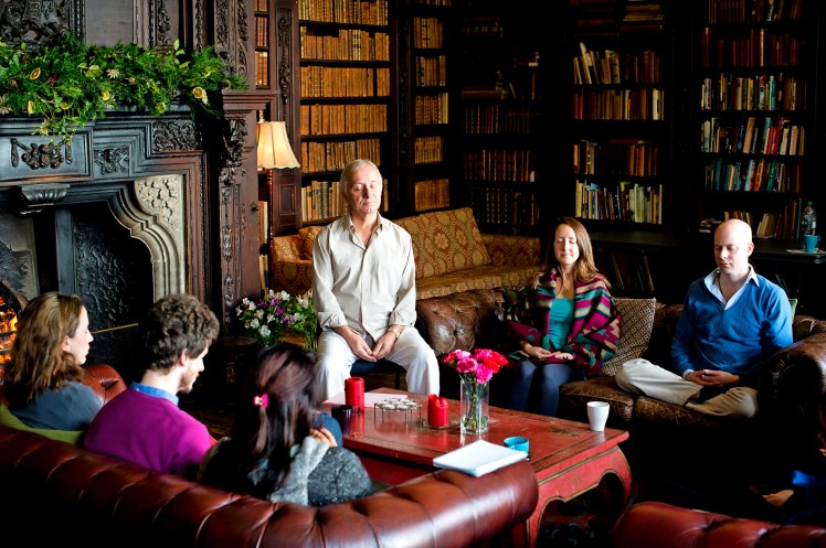 web_Group meditation_DSC_3428